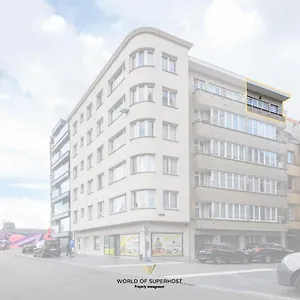 Bright Near The Sea And The Marina Belgique