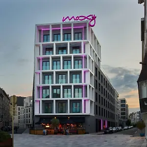 **** Hotel Moxy Center Bélgica